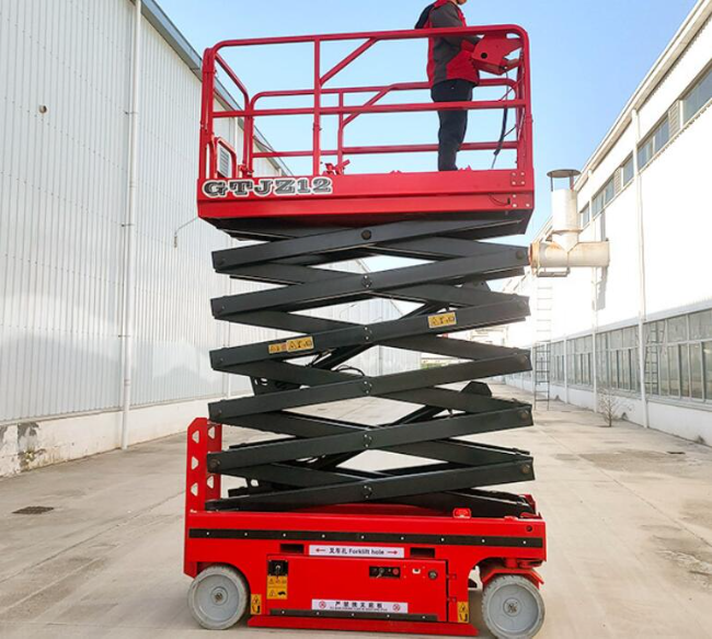 偃师自行走移动式升降机