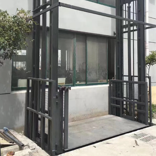 偃师5吨室外升降货梯